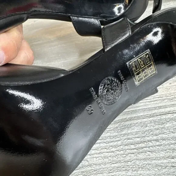 VERSACE SHOES BLACK LEATHER w MEDUSA HIGH HEEL SANDALS sz IT 39 US 8 - Picture 9 of 10